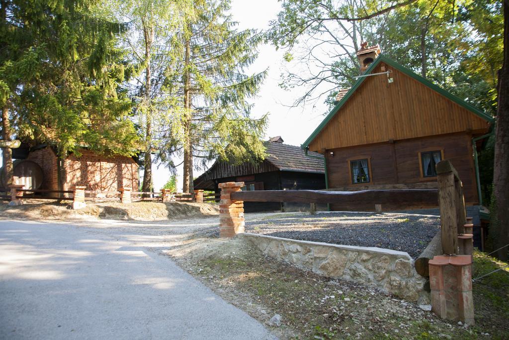 Lodge Green Paradise Klanjec Exterior foto